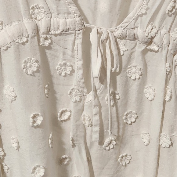 Milly Other - MILLY Minis Swim.Cover up 3D Flowers Ivory 100%cotton Size 10 years Beach Summer
